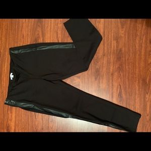 EUC New York and company tuxedo style leggings